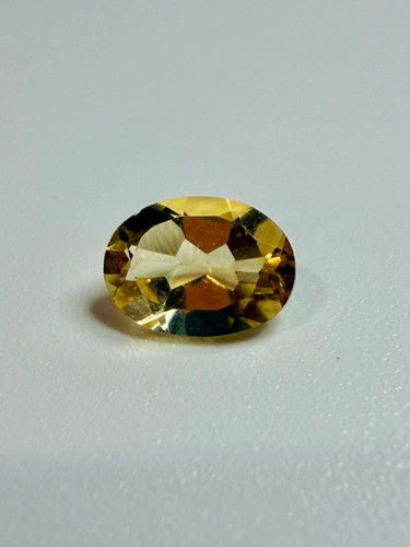 Natural pale yellow citrine - yellow,