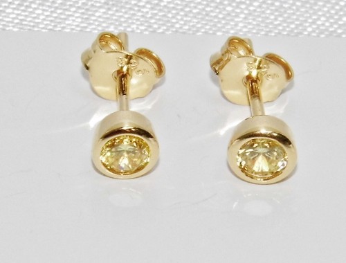 9ct yellow gold - yellow, on
