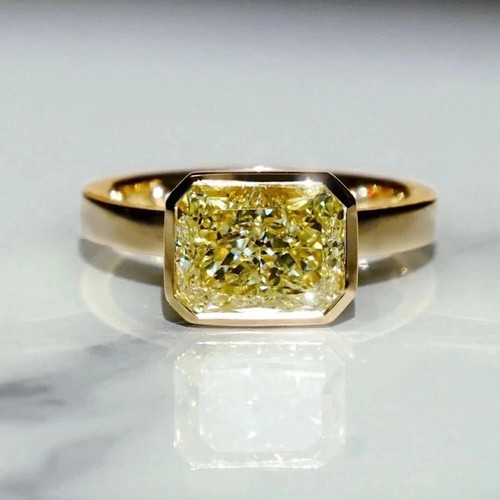 Bezel set engagement - bezel,